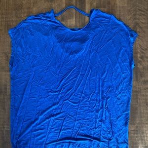 GAIAM athletic shirt